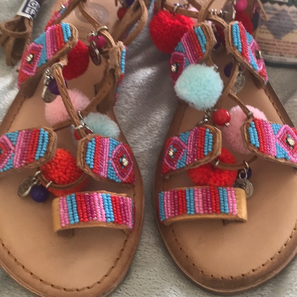 Tie up summer sandal - Picture 2 of 5